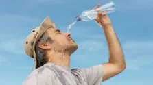 چگونه در گرمای شدید، سلامت خود را حفظ کنیم؟