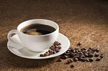 چای پُررنگ چه مضراتی دارد/ افزایش ضربان قلب و فشارخون