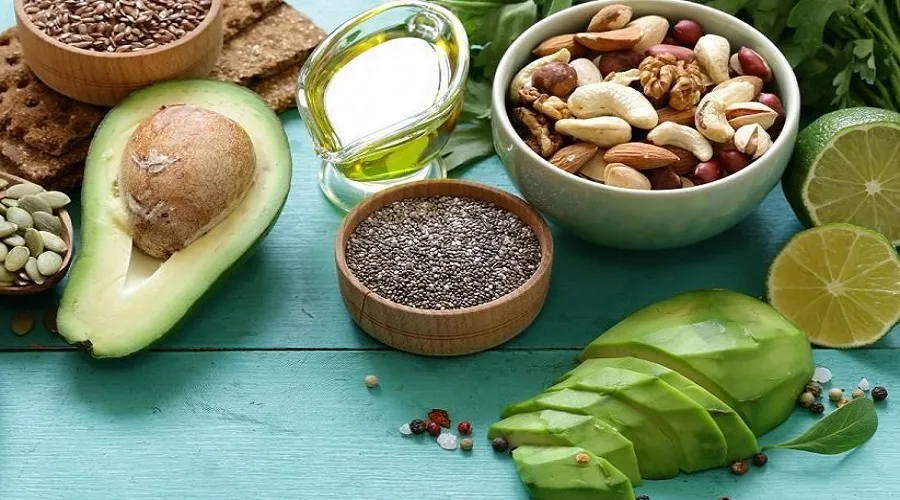 اینفوگرافیک / ۶ ماده غذایی برای جلوگیری از اشتهای بیش از حد