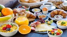 اکثر بیماران قلبی بیش از حد نمک مصرف می کنند