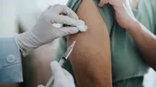 نقش پرتودرمانی استریوتاکتیک (SBRT) در درمان متاستازهای غده فوق کلیوی