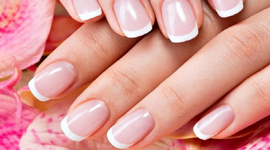 ژل مانیکور برای سلامت ناخن مضر است؟