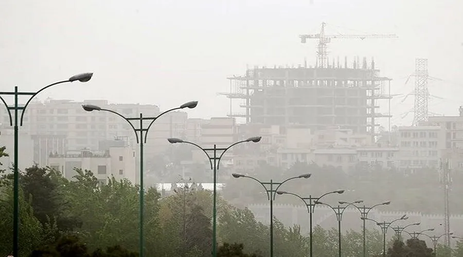 افزایش غلظت آلاینده ازن در ساعات میانی روز/ بهبود نسبی وضعیت هوای تهران نسبت به ۱۴۰۱