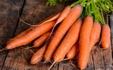 چند ماده غذایی موثر برای جلوگیری از آفتاب سوختگی