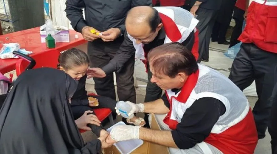 خدمت‌رسانی ۴۰۰۰ پزشک ایرانی در اربعین امسال/ مجوز پرواز بالگرد‌های هلال احمر در عراق
