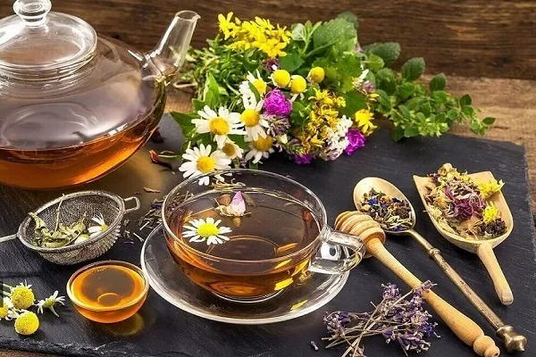 ۳ نوشیدنی ساده برای پاکسازی ریه در روزهای با هوای آلوده