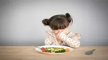 بررسی تاثیر فست فود‌ها بر چاقی کودکان