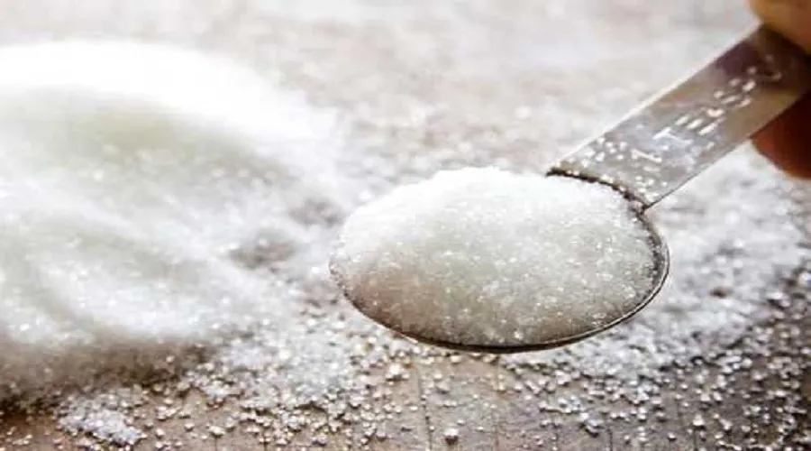 آیا می‌دانید؛ این خوشمزه شیرین عامل سرطان روده است