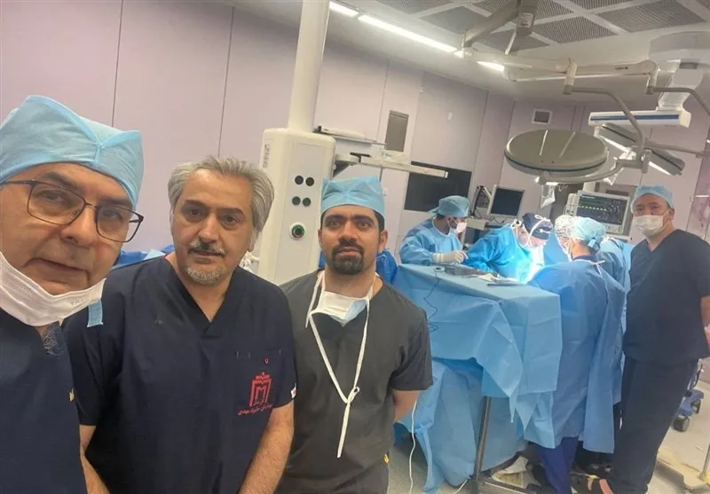 انجام موفقیت‌آمیز جراحی سرطان بیمار ۲۷ ساله در شرایط جنگی