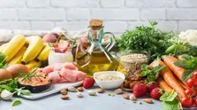 آزمون‌های دوره‌ای از غذاهای کترینگ‌های صنعتی