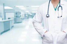 کمتر از ۵۰ متخصص طب سالمندی در کشور وجود دارد!