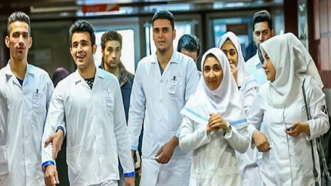 سیاست وزارت بهداشت درباره انتقال دانشجویان پزشکی از خارج به داخل