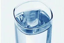 چرا فوت کردن به غذا و نوشیدنی ممنوع است؟